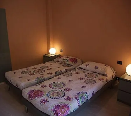 Civico N.21 3*